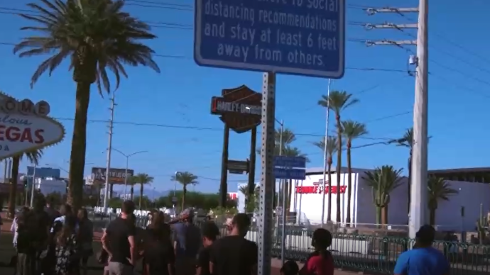 獨(dú)立日假期后，美國(guó)疫情防控面臨多重潛在危機(jī)