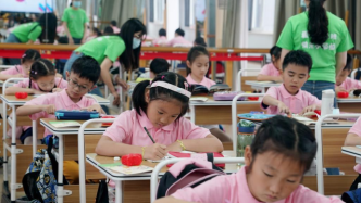 北京、河南试点取消教师寒暑假？官方辟谣：消息不实