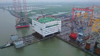 世界最大、亚洲首座海上换流站装船发运！