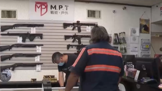 美国仇恨犯罪增多，部分地区兴起“枪支抢购潮”