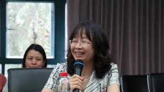 加盟浙江大学两年后，董燕萍出任外语学院院长