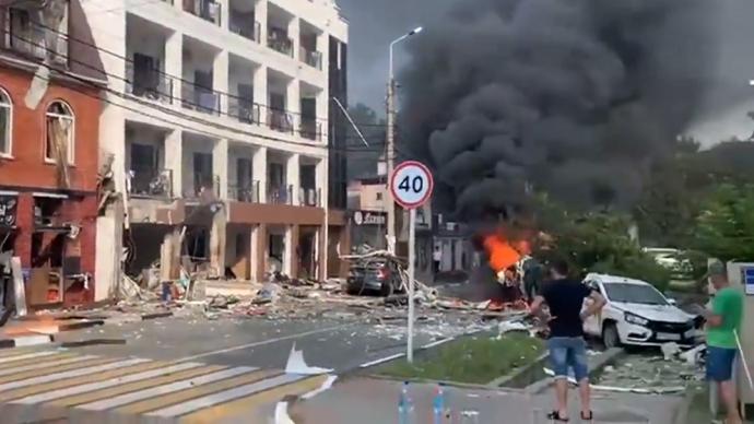 俄罗斯一酒店发生煤气爆炸，已致2人死亡3人受伤