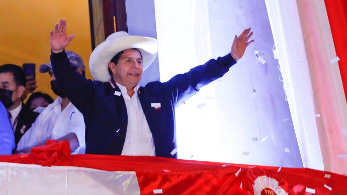 佩德罗卡斯蒂略当选秘鲁总统