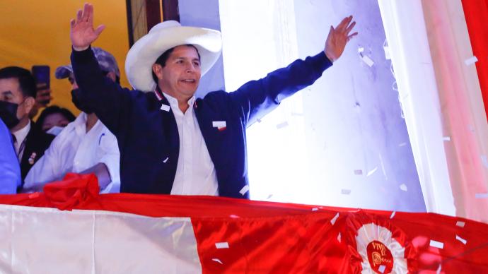 佩德罗·卡斯蒂略当选秘鲁总统