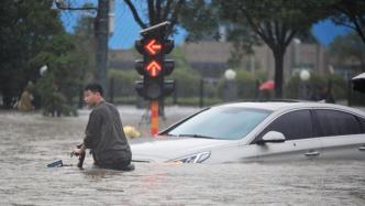 国常会：加大重点地区防汛抗灾支持，防范城市内涝等次生灾害