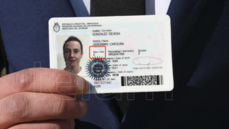 阿根廷推出“非二元性别”身份证，性别栏可填“X”