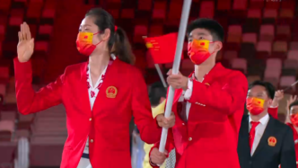 独家视频丨“中国红”来了！奥运会中国体育代表团入场