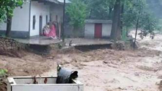 陜西洛南縣遭暴雨襲擊，16鎮(zhèn)辦5.8萬人轉(zhuǎn)移