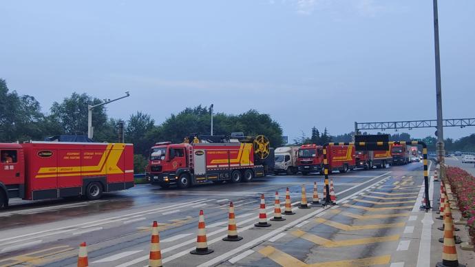 日夜兼程17小时，上海市消防救援总队抵达河南安阳支援救灾
