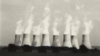 “崇高”和“废墟”，英国摄影师镜头下的冷却塔