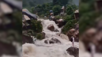 广东台山：26名外地驴友被山洪围困，2人遇难