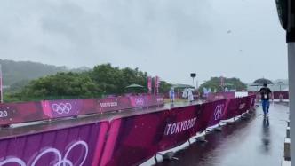 连线丨大雨滂沱仍坚守，奥运志愿者：服务的时光值得纪念