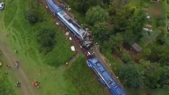 捷克两列火车发生碰撞事故，已致3人死亡
