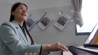 这位援藏教师为孩子们带来音乐与爱
