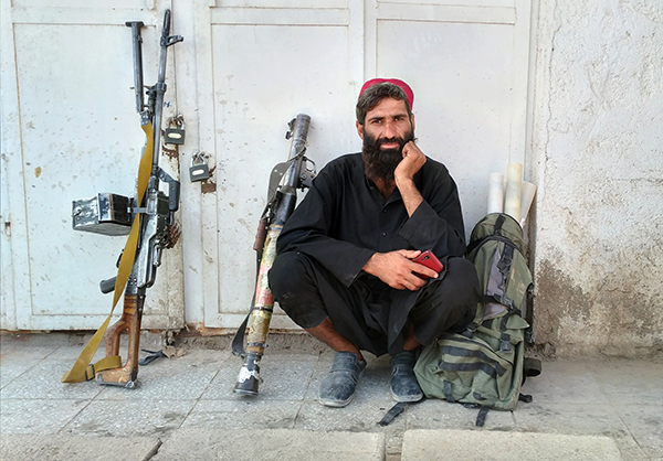 塔利班武装分子图片图片