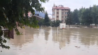 洪水袭击土耳其黑海沿岸省份，已致1人失踪13人受伤