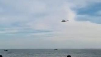 福建漳州17人被卷入海中事故，直升机救援画面曝光