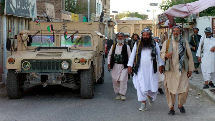 塔利班和谈人员和武装分子“两副面孔”，阿富汗将向何处去？