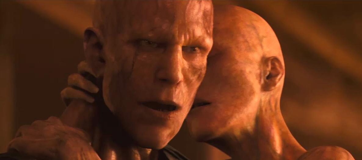 打疫苗会变僵尸是愚蠢还是入戏太深