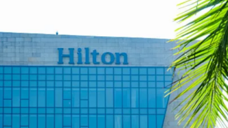 消费曝光台丨预订希尔顿客房半年后，被告知价格错了要补上万元