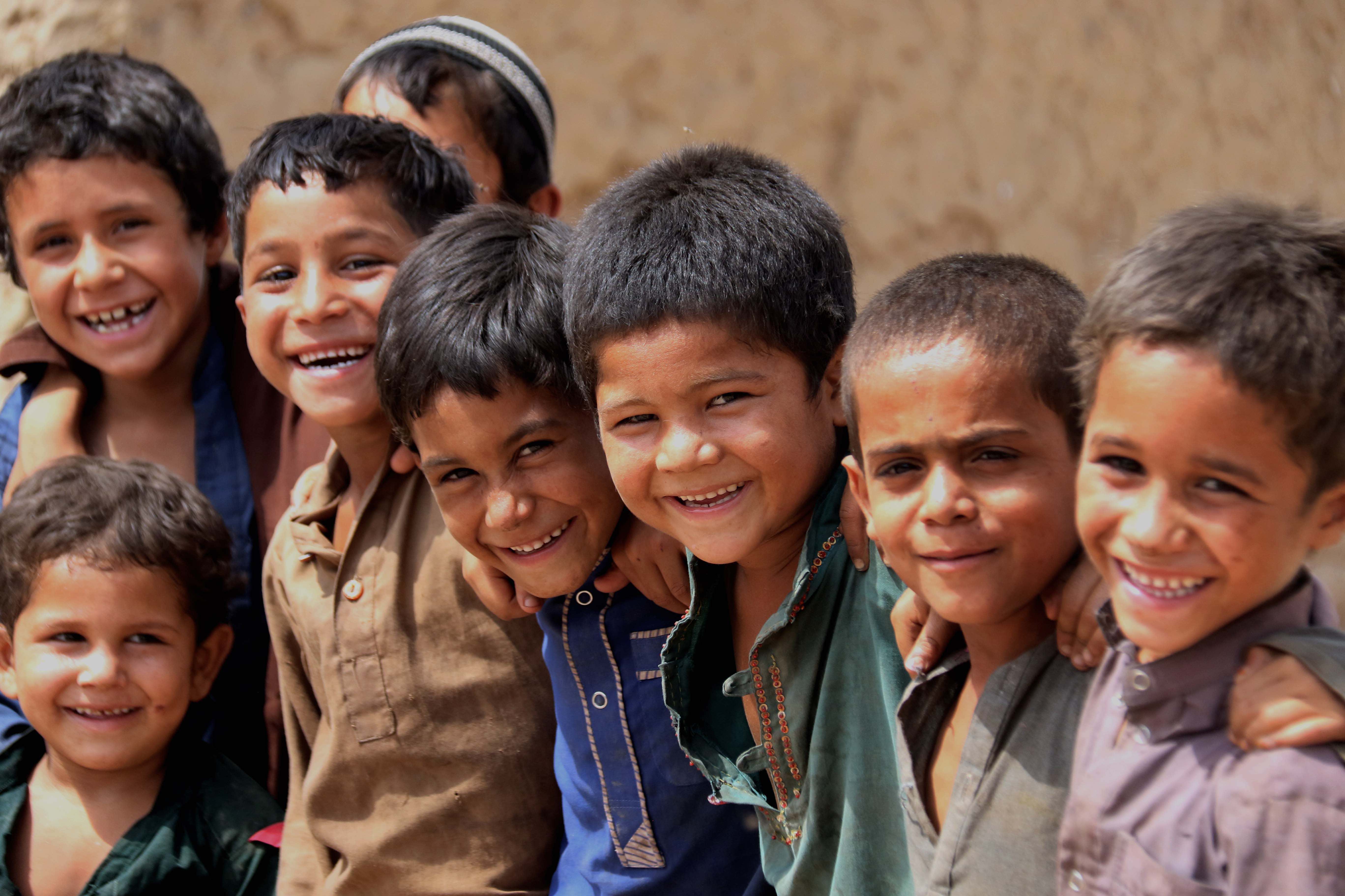 巴基斯坦小女孩微笑 编辑类库存照片. 图片 包括有 盖帽, 女孩, 文化, 显示, 微笑, 少许, 巴基斯坦 - 167610743