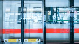 上海地铁回应设置女性车厢：暂无条件实现，已满负荷投入运营