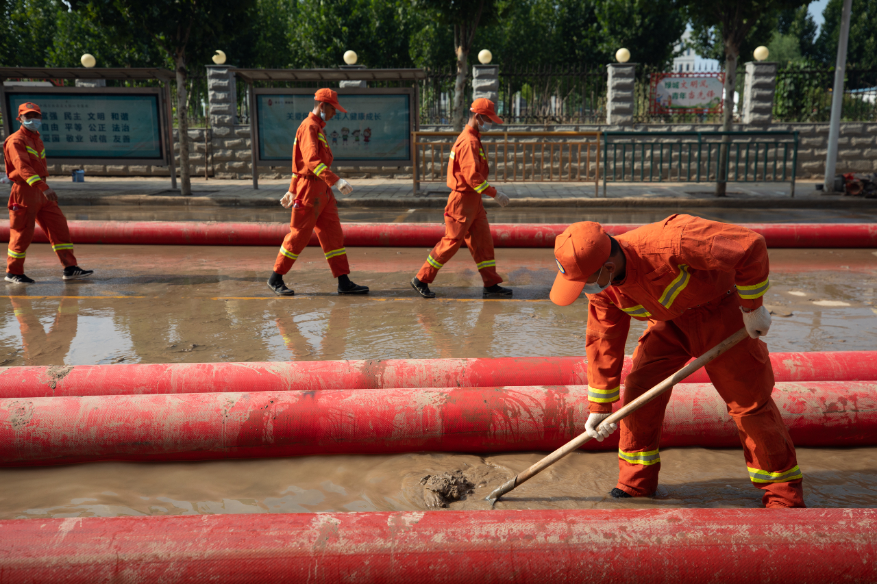 工人日报水退之后郑州正在发生这些变化