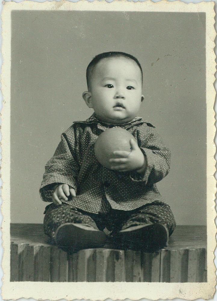 1967年，父亲的周岁纪念照。