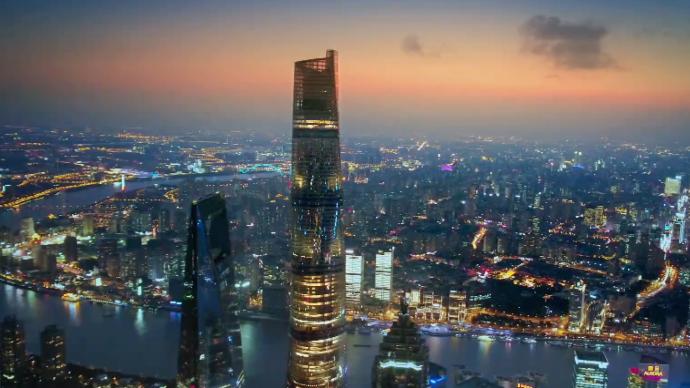 在上海中心俯瞰天空之城,感受心中上海