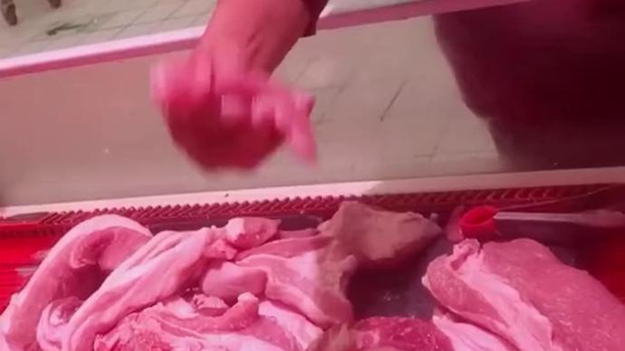 媒體：賣臭肉被罰近139萬，如何攔住下一個“大潤發”事件