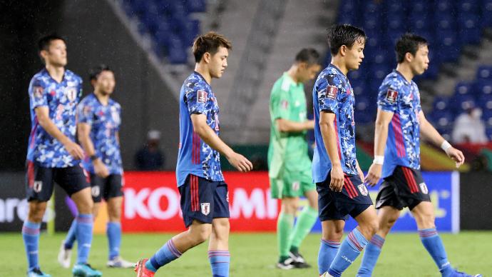 12強賽冷門迭出：日本0-1不敵阿曼，韓國0-0伊拉克