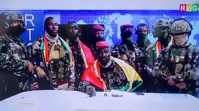 早安·世界｜几内亚“政变”，“叛军”称政府管理不善所引发
