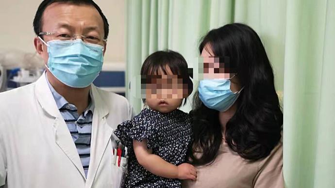1岁宝宝患川崎病心衰，上海医生实施国内最小年龄冠脉搭桥术