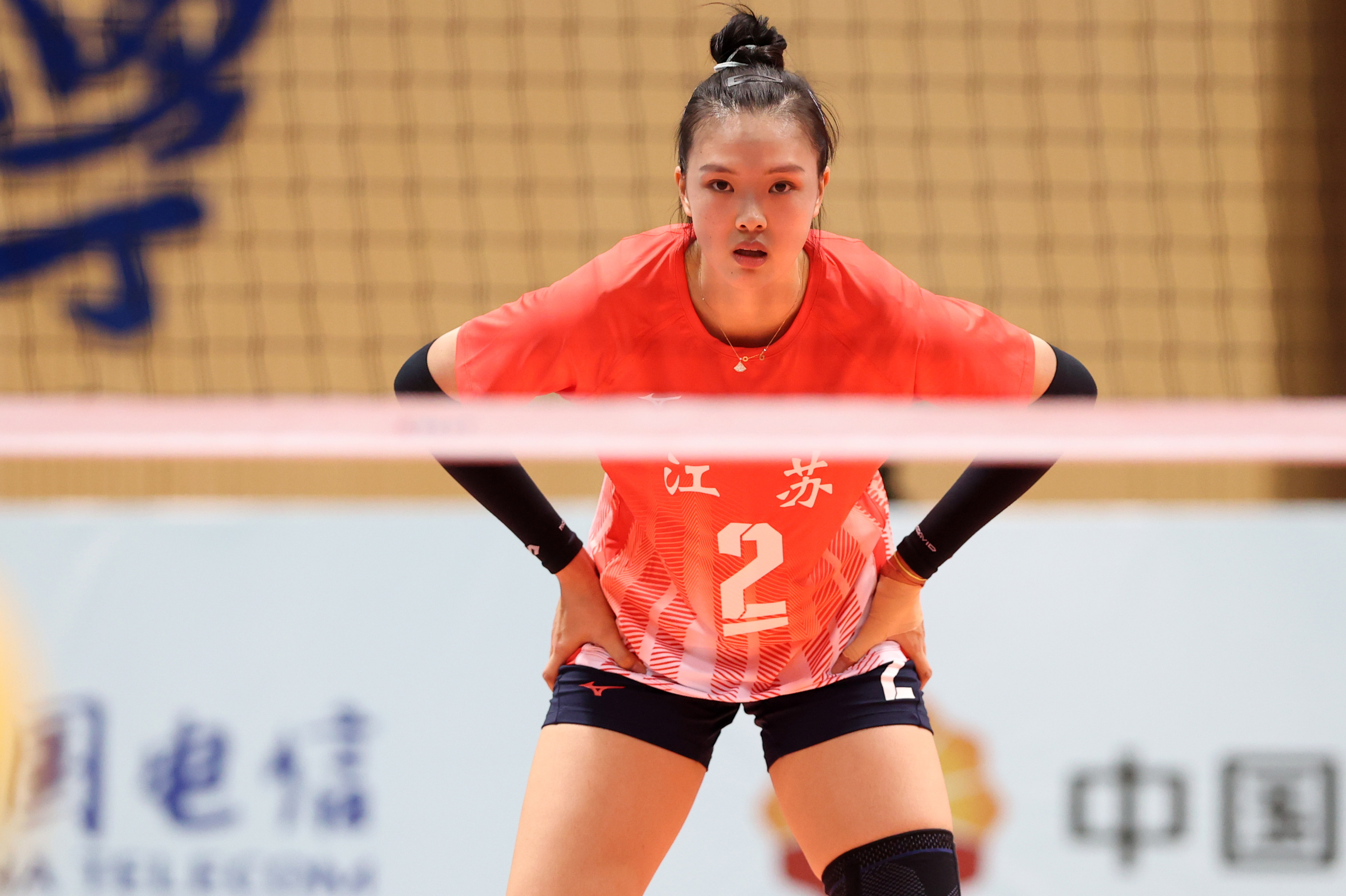 全运头条侯志慧总成绩超世界纪录夺金张常宁挽救6个赛点