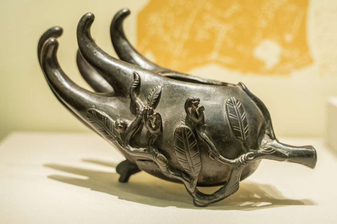 “发现中医之美”:中医药重磅考古文物展亮相成都 “发现中医之美”:中医药重磅考古文物展亮相成都