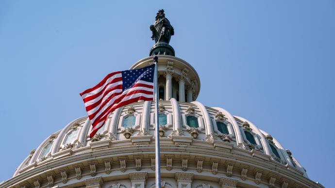外媒：美国国会“陷落”揭开美式民主的滤镜