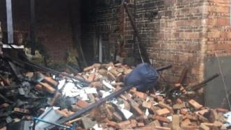 四川泸县福集镇震感强烈，村民：老旧房屋基本“塌完了”