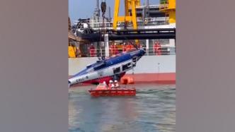 江苏连云港海域一直升机坠海，海事局：机组3人获救1人死亡