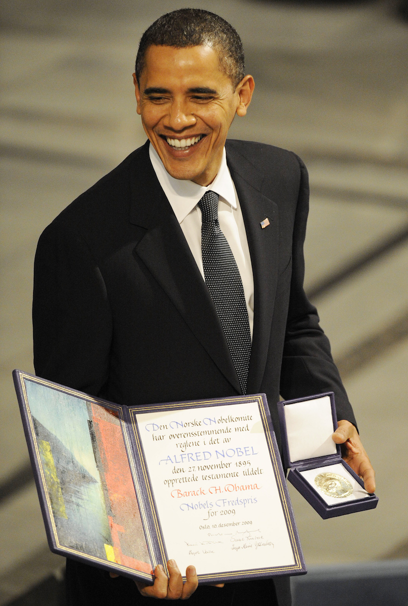 2009年12月10日,挪威奥斯陆市政厅举行诺贝尔颁奖典礼,美国总统奥巴马