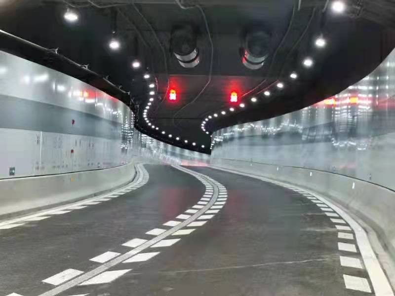 民警实测黄浦江新建隧道。? 本文图片均为来自杨浦公安