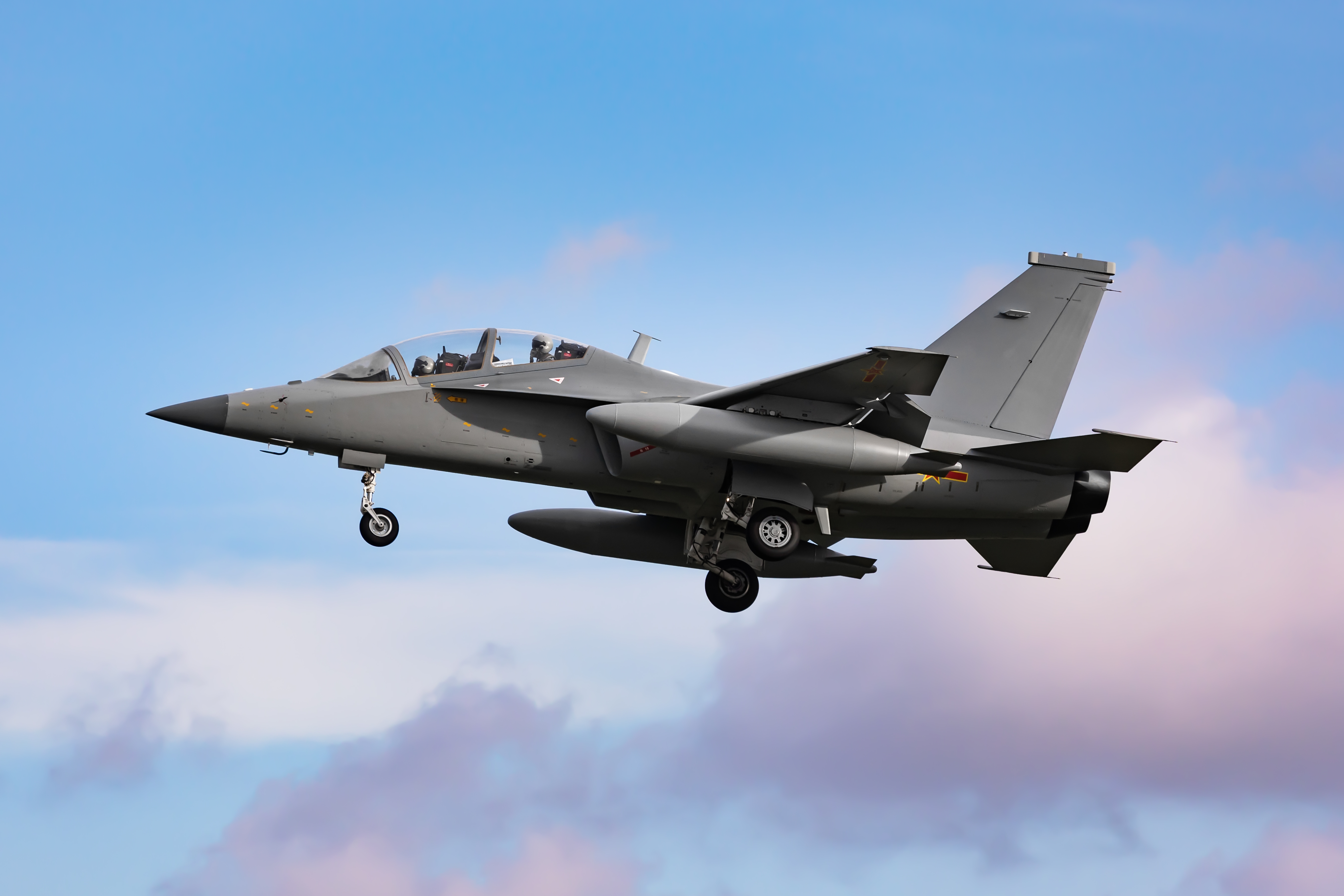 珠海航展开幕,歼-16d,无侦-7首次亮相_正在直播_澎湃新闻-the paper