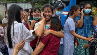 早安·世界｜缅甸5600余名示威者获释与家人团聚