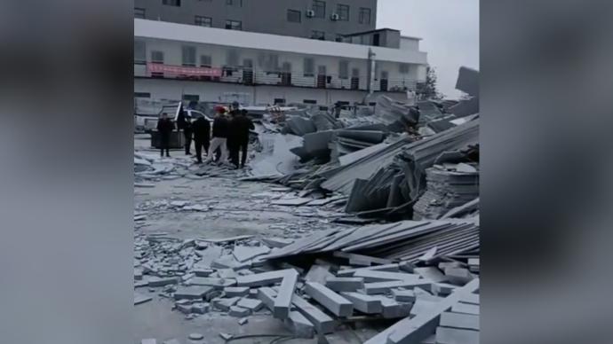 湖北麻城一石材厂被装载机破坏，派出所：当事人已被拘留