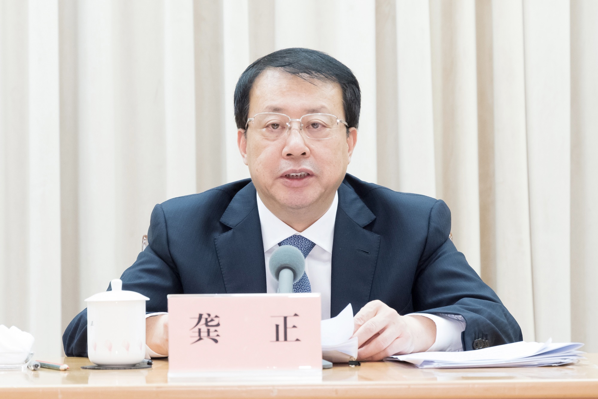 上海经济发展态势如何?四季度重点工作有哪些?龚正划重点-第2张图片-蓝狮娱乐 上海经济发展态势如何?四季度重点工作有哪些?龚正划重点-第2张图片-蓝狮娱乐