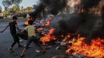 早安·世界｜车辆堵路焚烧轮胎，黎巴嫩民众抗议油价飙升