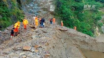 印度北部山区遭遇恶劣天气，12名徒步登山者遇难