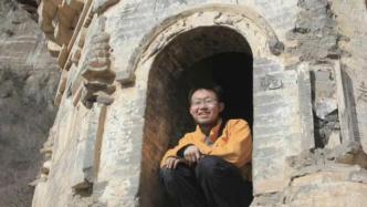 北大考古博士刘拓探访洞窟壁画时坠崖去世，曾在伊拉克被扣押