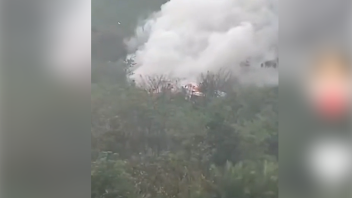 郴州通报护林直升机意外坠落：3名机组人员遇难