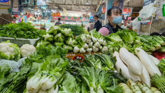 四川攀枝花蔬菜价格持续走高，市民称“菜不够肉来凑”