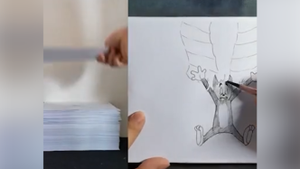男子用三千余张手绘画还原动画片《猫和老鼠》完整一集